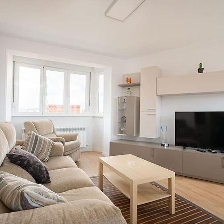 Myhousespain - Moderno Piso Frente Al Mar 希洪 外观 照片