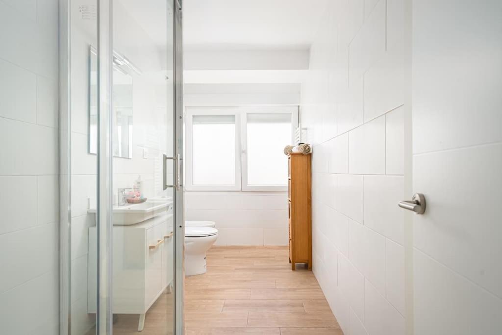 Myhousespain - Moderno Piso Frente Al Mar 希洪 外观 照片