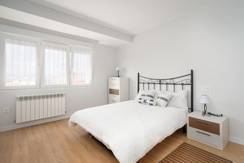 Myhousespain - Moderno Piso Frente Al Mar 希洪 外观 照片