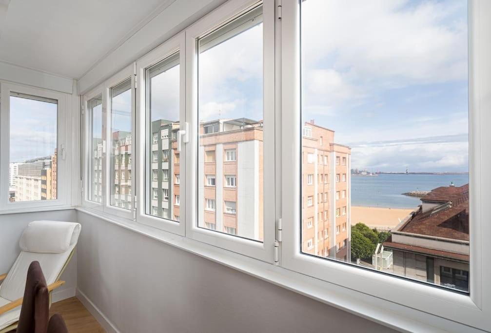 Myhousespain - Moderno Piso Frente Al Mar 希洪 外观 照片