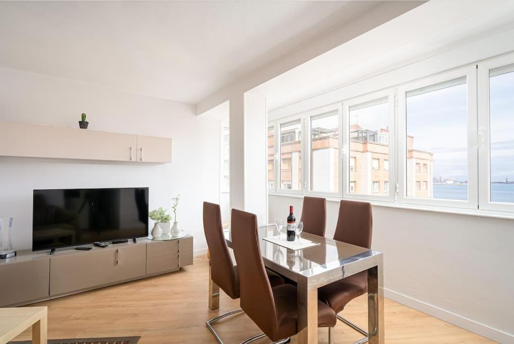 Myhousespain - Moderno Piso Frente Al Mar 希洪 外观 照片